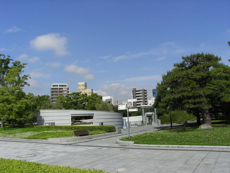 国立広島原爆死没者追悼平和祈念館